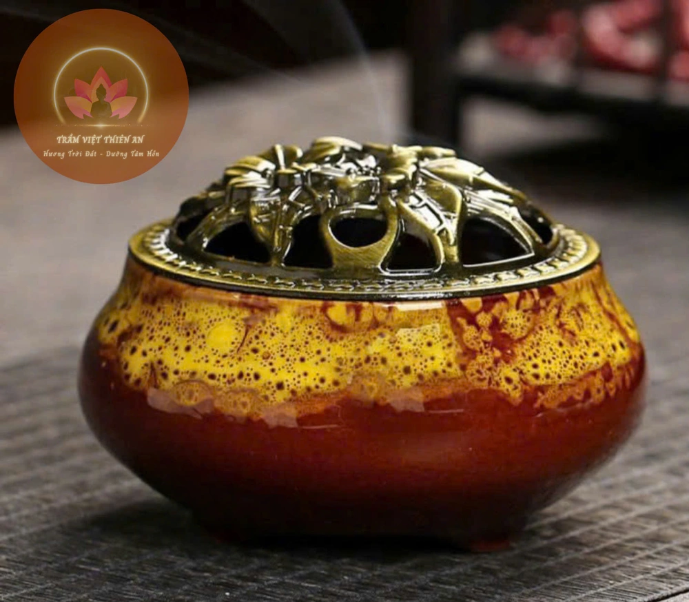 LƯ SỨ XÔNG TRẦM