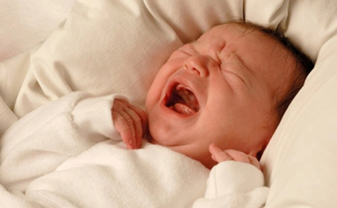 Những mẹo dân gian giúp trẻ khỏe mạnh và ngủ ngon.
